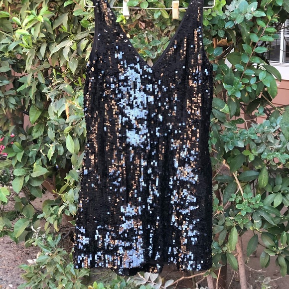 Black sequin mini dress - Picture 3 of 5